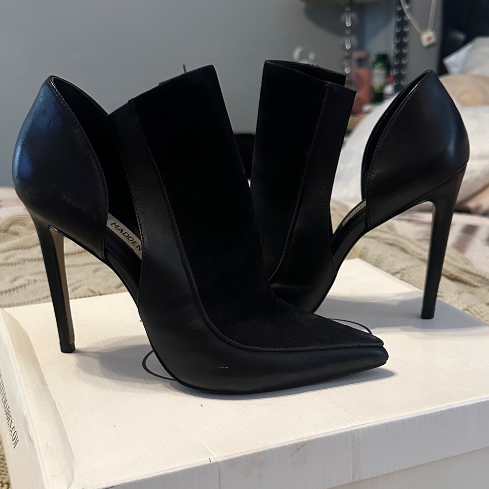 Steve Madden Black High Heel Boots